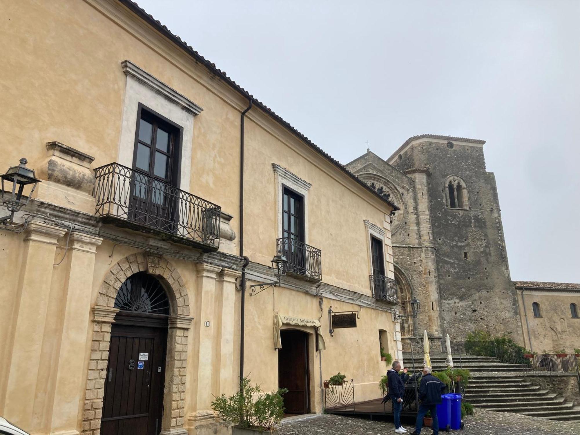 B&B Palazzo Pancaro Altomonte Kültér fotó